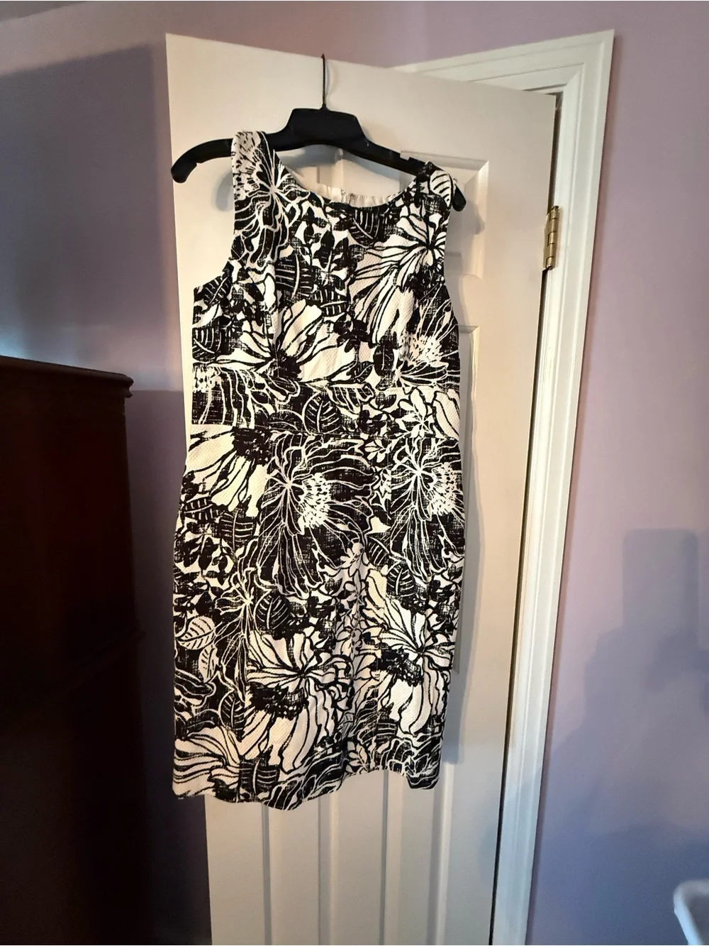 Jones New York Black and White Floral Midi Dress